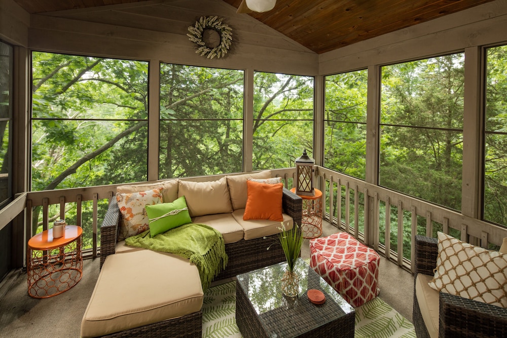 Cozy Up In The Birds Nest Outdoor Hot Tub Fire Pit Screen