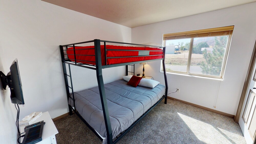 Red Cliff Condos 1H 3 Bed, 2 Bath Deals & Reviews (Moab, USA) Wotif