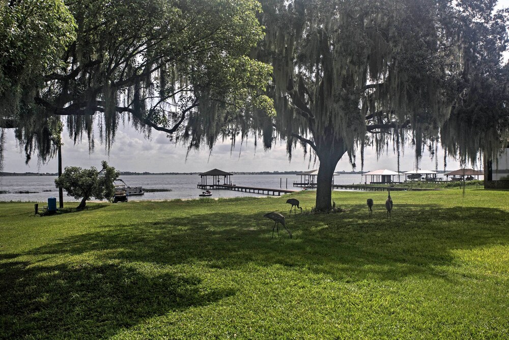 Lake Placid Cabin W Sunrooms Walk To Beach In Lake Placid