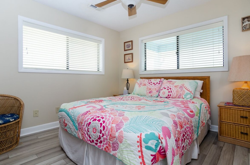 1 Bedroom Oceanfront Condo in The Riggings! Kure Beach Vrbo