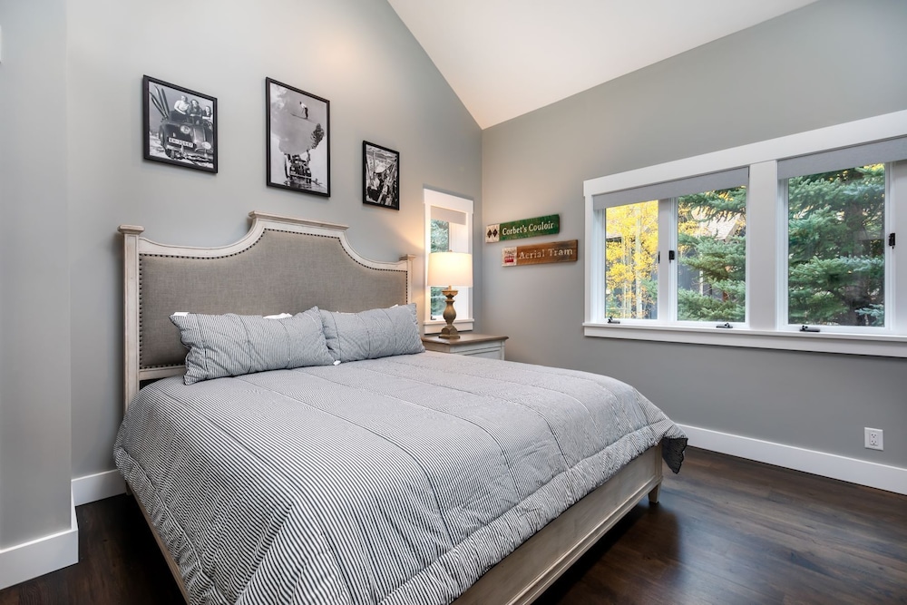 Wind River 6 Beautifully Renovated Townhome Walk to Lift Teton