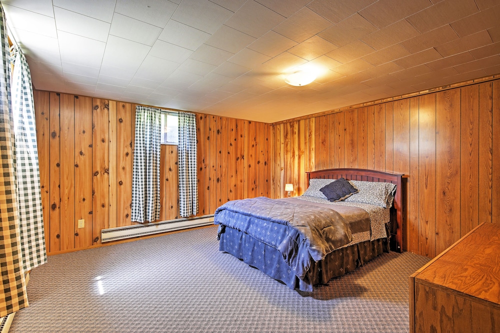 Gore Pass Kremmling Cabin w/ Hot Tub + Mtn Views! Grand County Vrbo