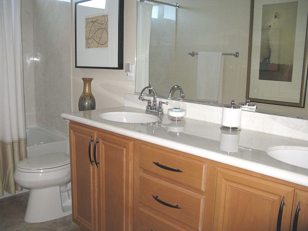 'The Key West' Las Vegas House w/ Private Pool!