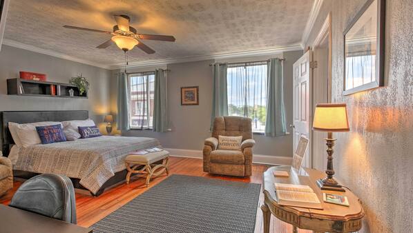 1 bedroom, iron/ironing board, free WiFi, bed sheets