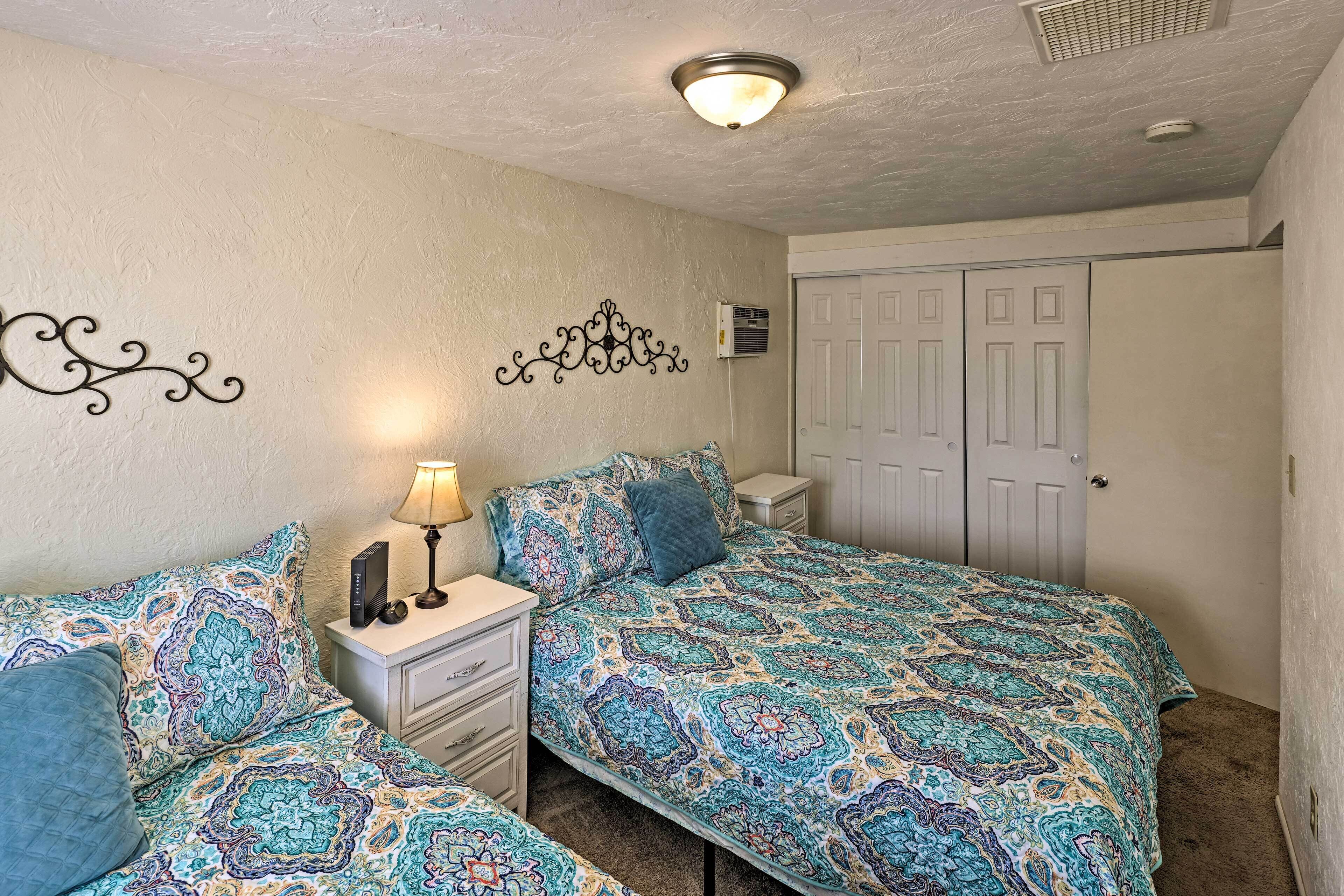 Restful Riverfront Retreat w/Private Dock + Patio! in Bullhead City, United States