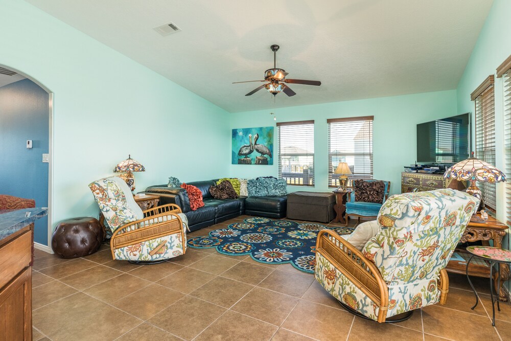 Gulf View Home with Wraparound Deck - 1 Block to Beach - Family Friendly