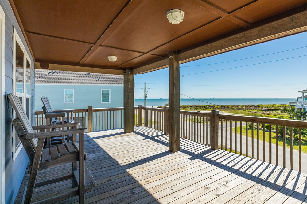 Gulf View Home with Wraparound Deck - 1 Block to Beach - Family Friendly