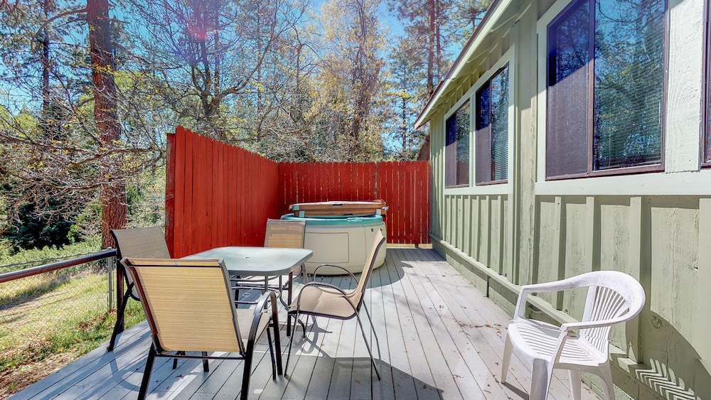 Rustic Dog-Friendly Cabin in the Woods with Private Hot Tub