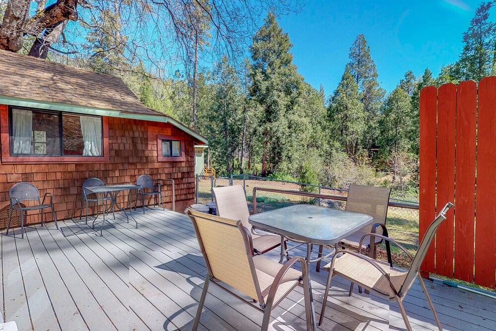 Rustic Dog-Friendly Cabin in the Woods with Private Hot Tub