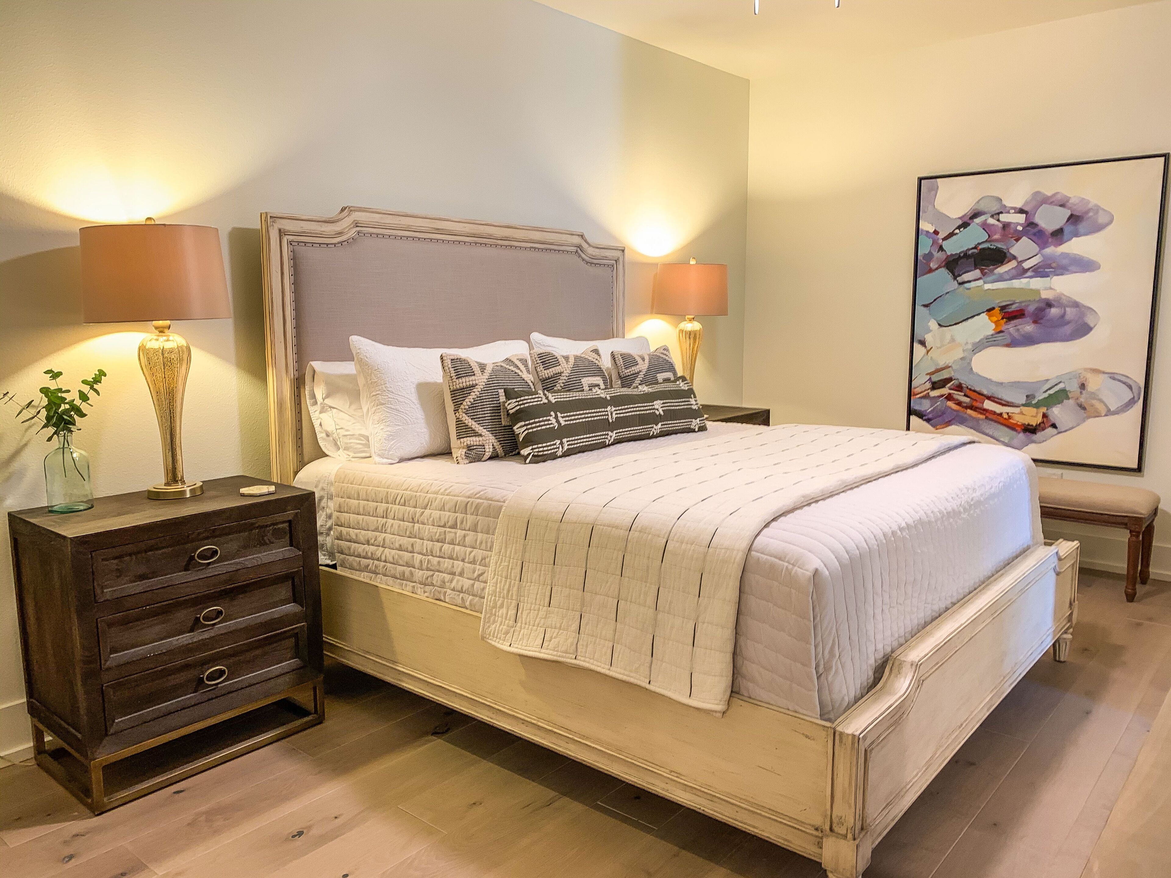 2021 Renovation now Complete! THE CENTRAL LOFT - Bathhouse Row - Free Parking! in Hot Springs, United States