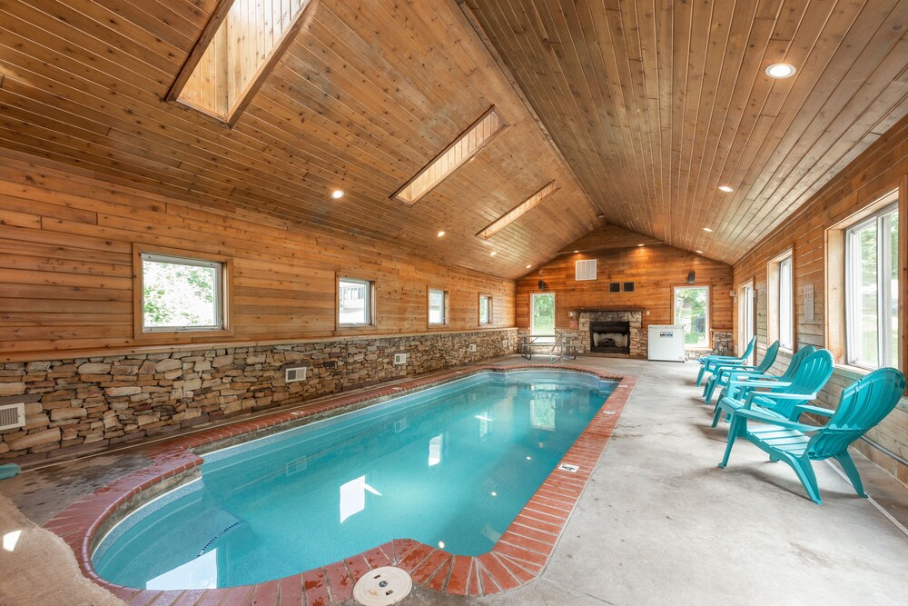 Pool, Lakefront Home w/Private Indoor Pool, Private Dock, & Hot Tub!