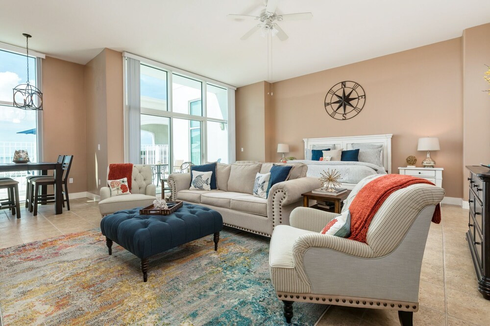 Elegant gulf escape with shared pool, hot tub, beach access, & water