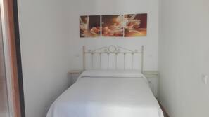 1 dormitorio y cunas o camas infantiles gratuitas