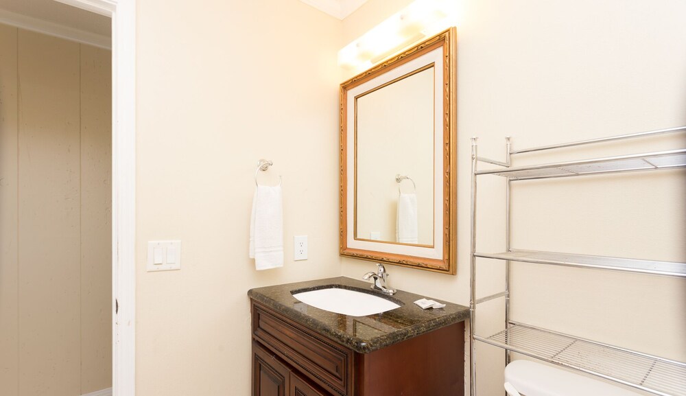 Pet Friendly!!! On the Gulf