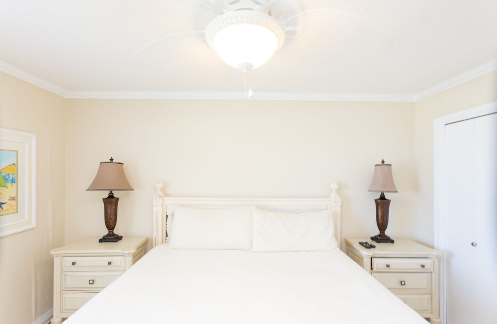 Pet Friendly!!! On the Gulf