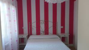 1 dormitorio y cunas o camas infantiles gratuitas