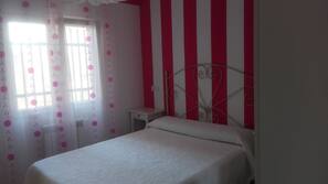 1 dormitorio y cunas o camas infantiles gratuitas