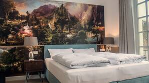 Minibar, coffre-forts dans les chambres, bureau, Wi-Fi gratuit