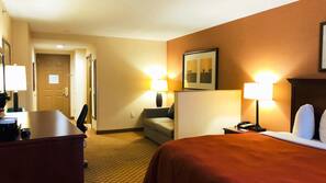 Desk, iron/ironing board, free WiFi, linens