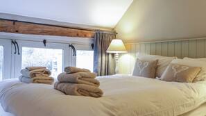 3 bedrooms, Internet