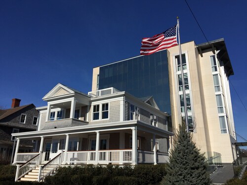 Hotels Near Martha Clara Vineyards Riverhead Top 10 By The Preston House Hotel