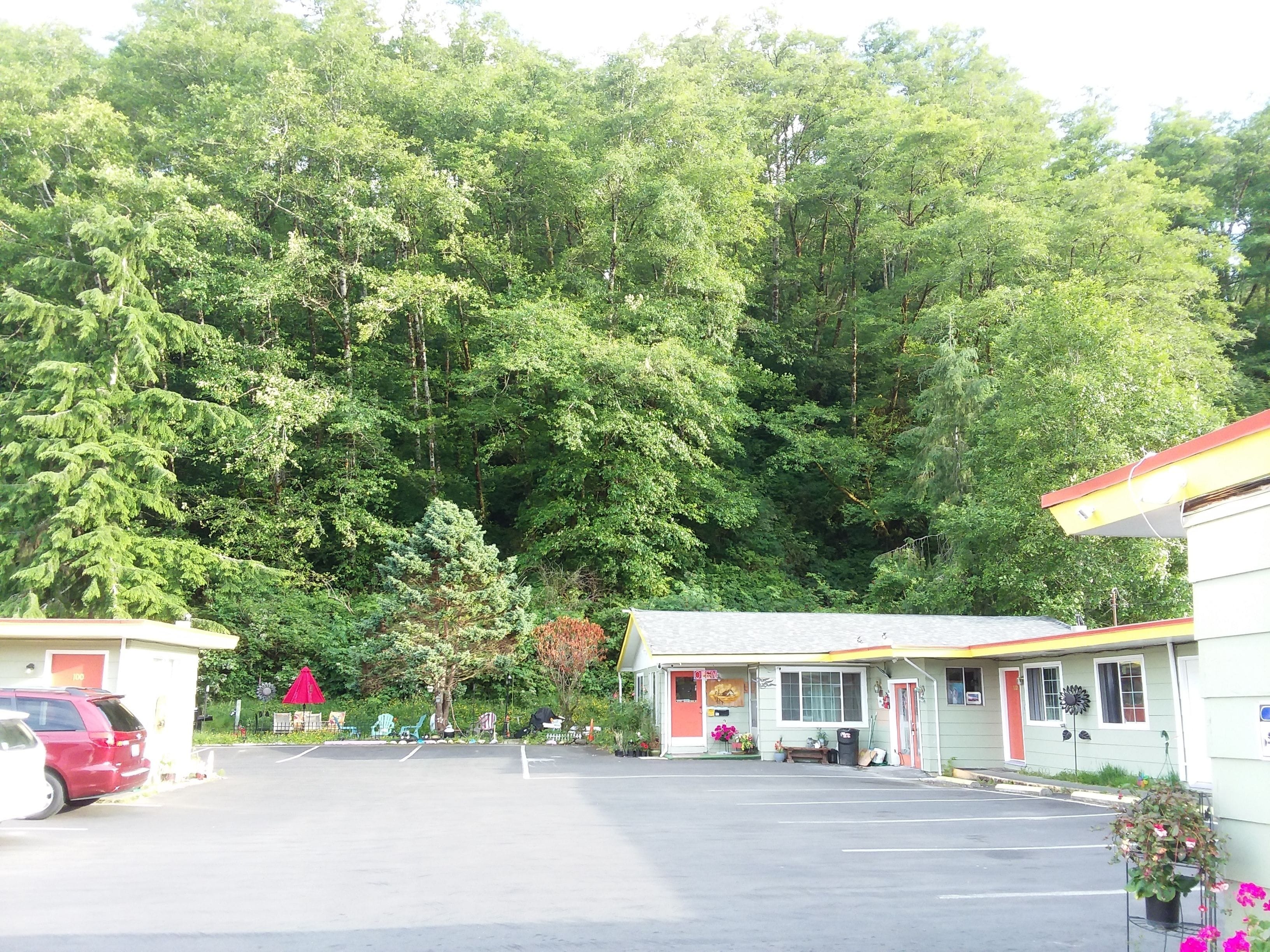 Shiny Motel in Aberdeen, United States