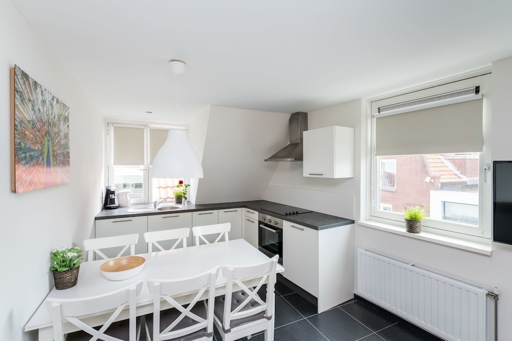 Appartement Kompas In Rotterdam Hotel Rates Reviews On Orbitz