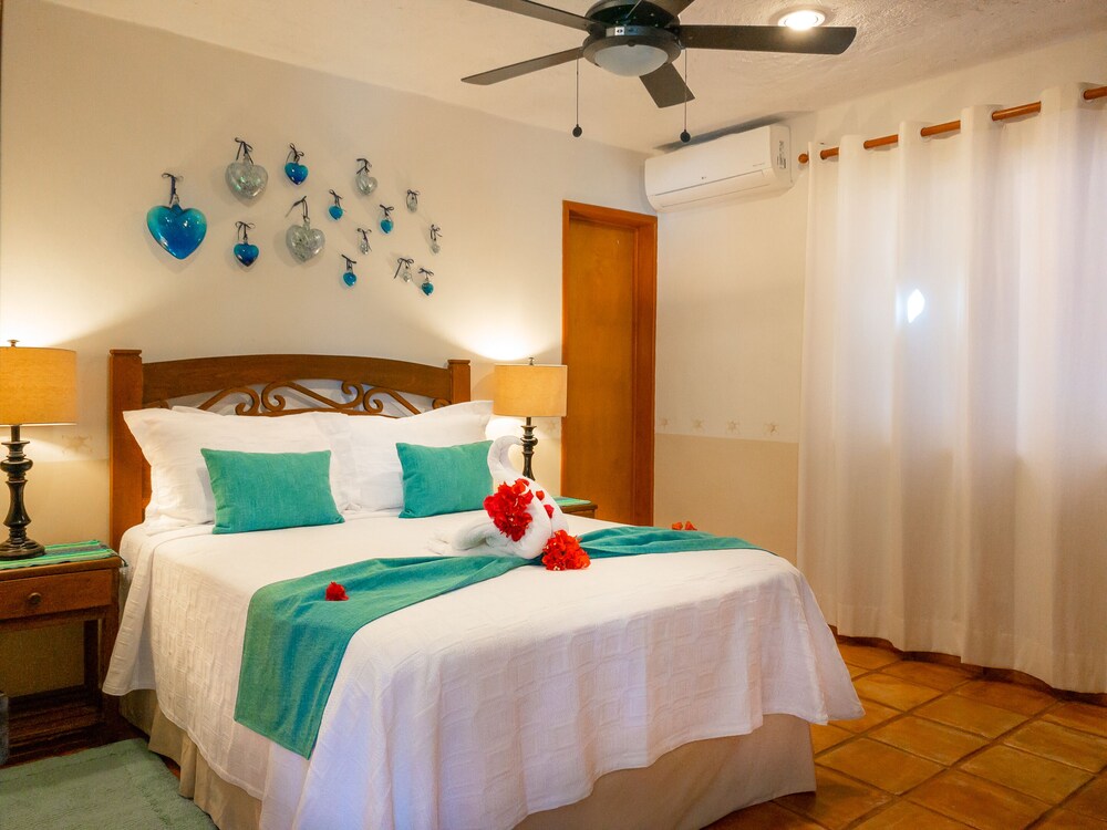 Large 3 story home with charming Mexican decor, private pool & garden