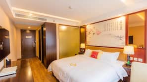 In-room safe, desk, blackout drapes, rollaway beds