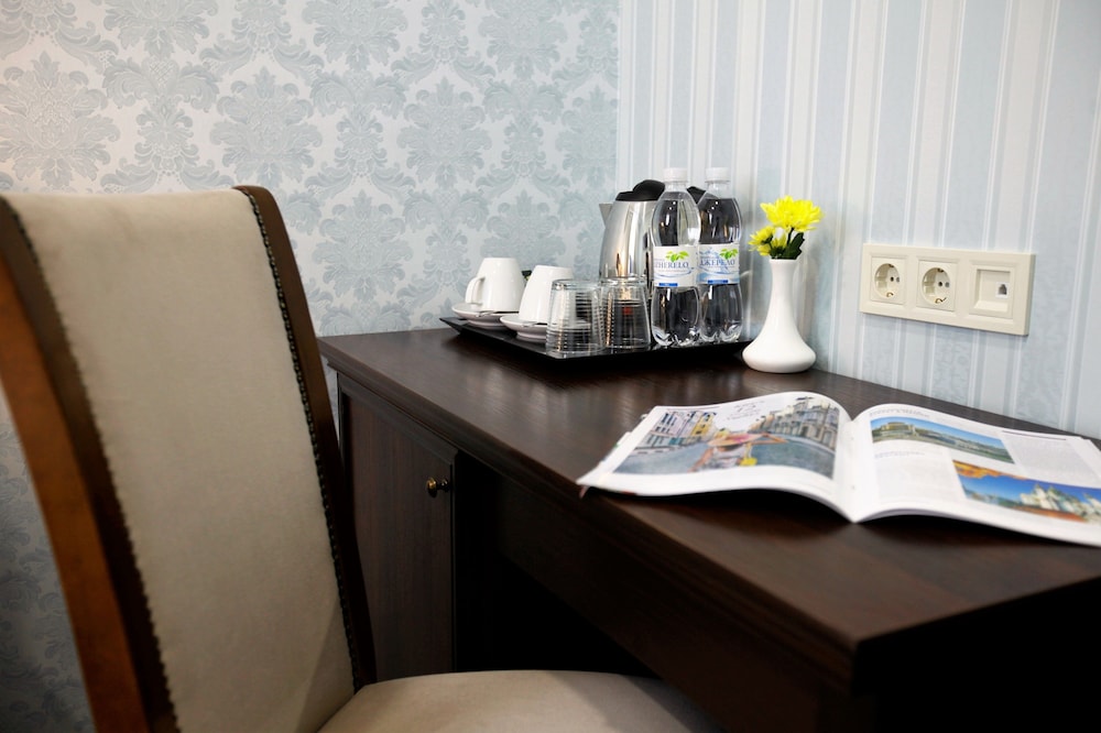 Photo - West Park Hotel