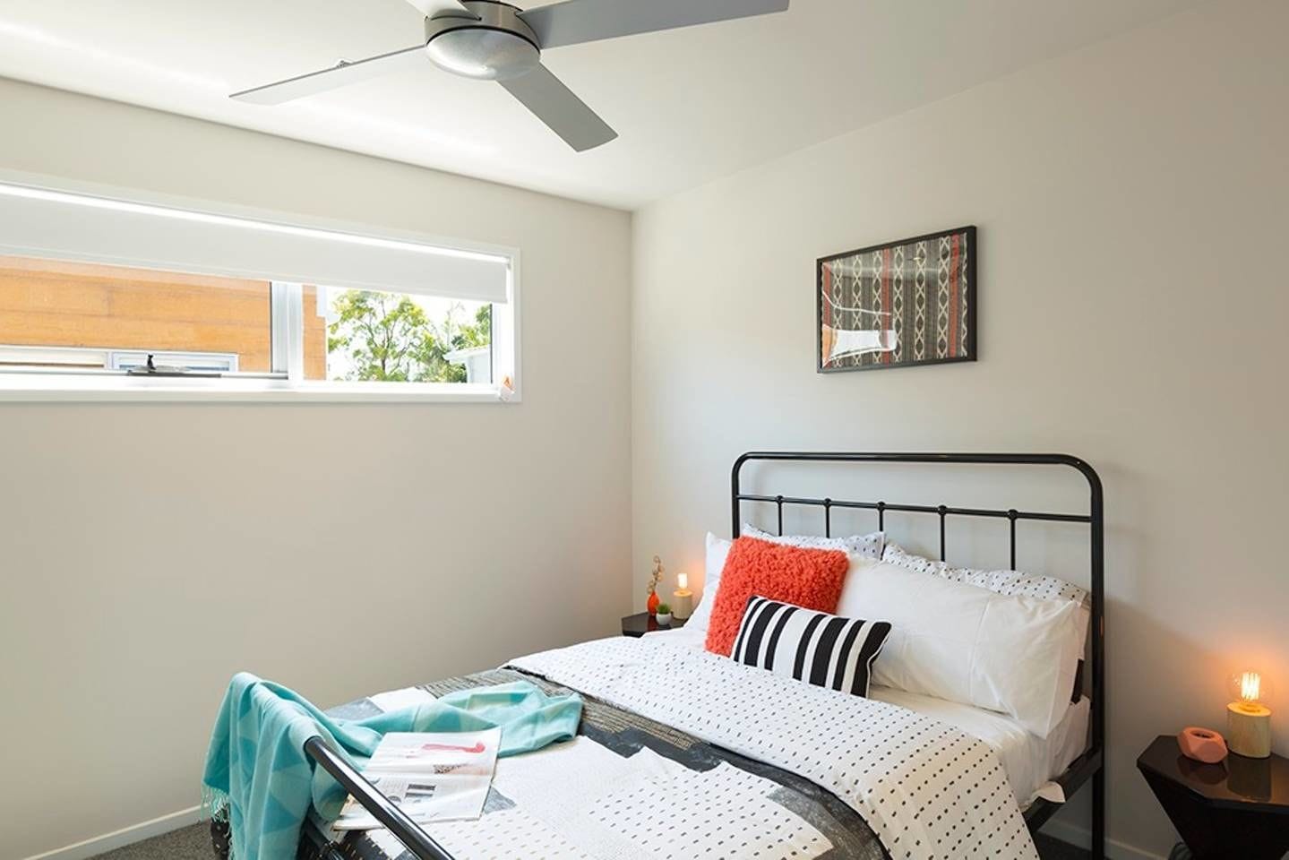 New Designer Home + Parking + Close to Airport