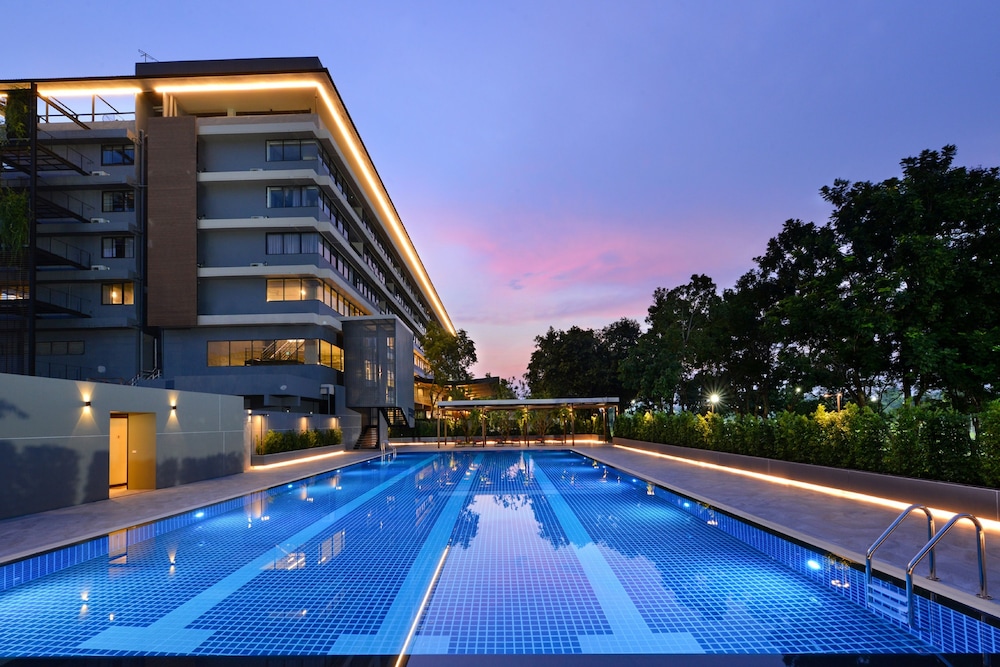 Tinidee Hotel Bangkok Golf Club In Pathum Thani Best Rates Deals On Orbitz