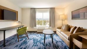 In-room safe, desk, iron/ironing board, free WiFi