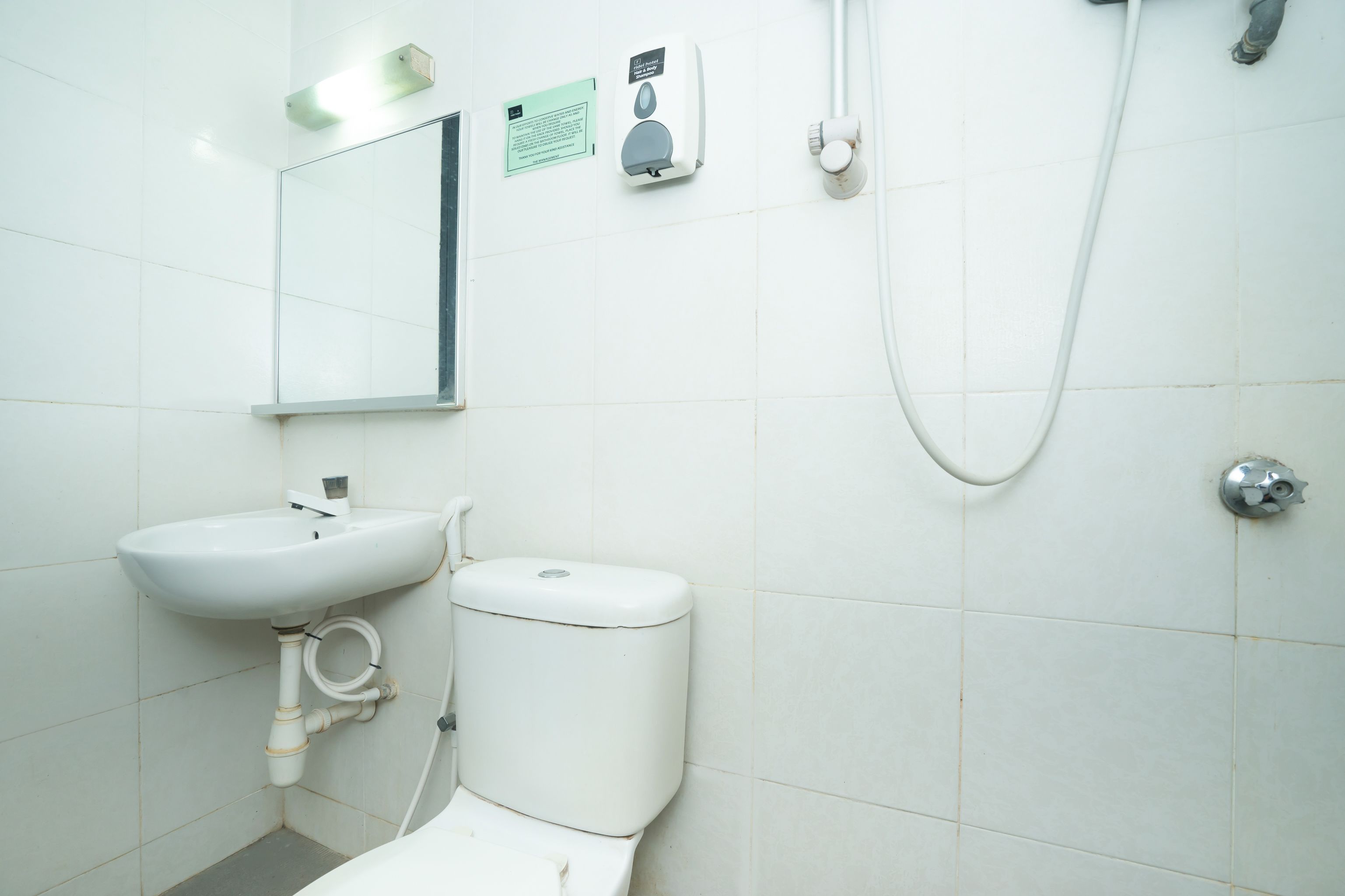 Oyo 752 Ridel Hotel Kota Bharu 2021 𝗗𝗲𝗮𝗹𝘀 𝗣𝗿𝗼𝗺𝗼𝘁𝗶𝗼𝗻𝘀 Expedia Singapore