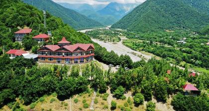 Kungut Hotel & Resort