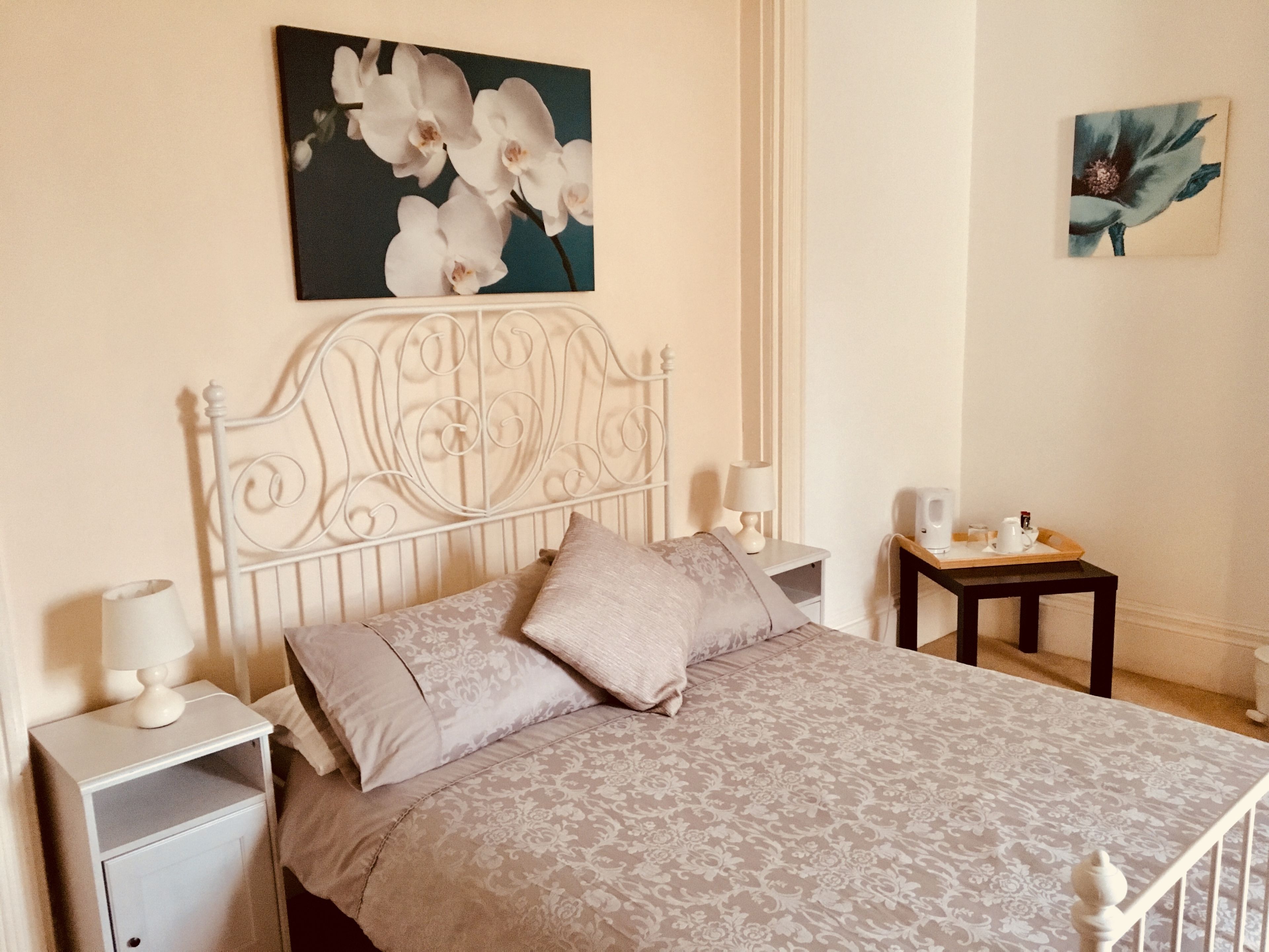 Bentons Guest House in Cheltenham, United Kingdom