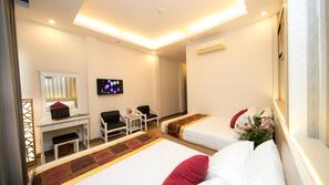 Minibar, in-room safe, desk, soundproofing