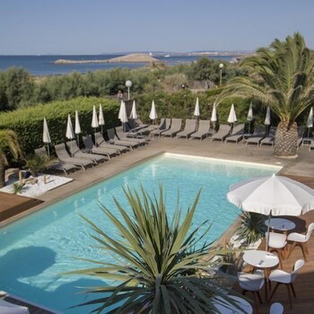 Hôtel De La Plage Art Emotions Reviews Photos Rates