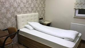 Escrivaninha, ferros/tábuas de passar roupa, Wi-Fi de cortesia