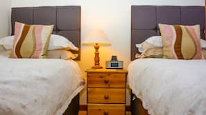 Premium bedding, iron/ironing board, free cribs/infant beds, free WiFi