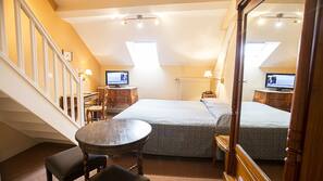 Premium bedding, in-room safe, desk, soundproofing