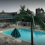 Ridge Crest Hotel in West Plains, United States