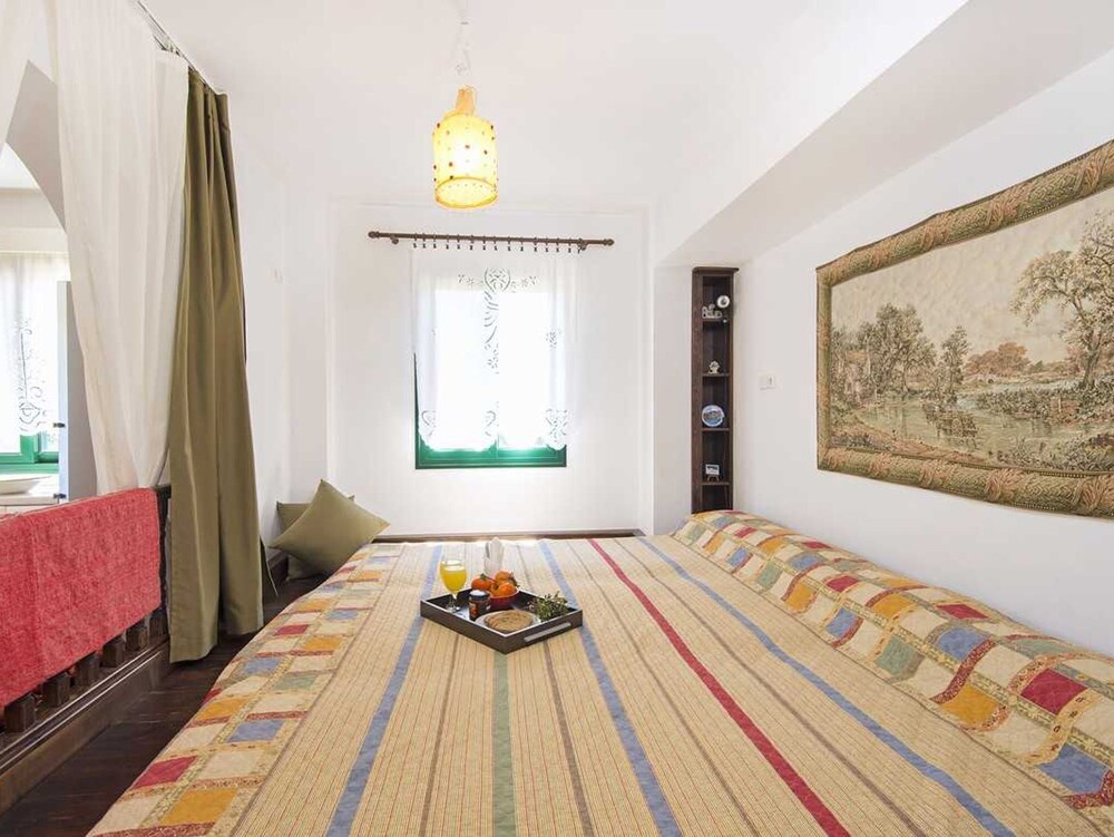 Akti beach house Gennadi with garden private sea access Lahania Vrbo