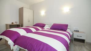 2 bedrooms, Internet, bed sheets