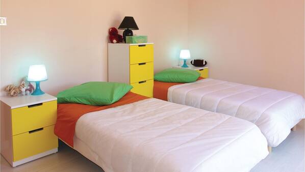 3 chambres, accès Internet
