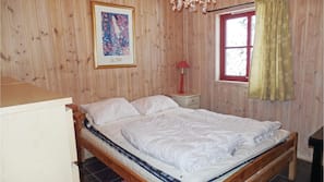 2 bedrooms, Internet
