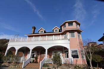 Aurora Villa