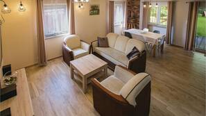 Fernseher, Kamin, DVD-Player
