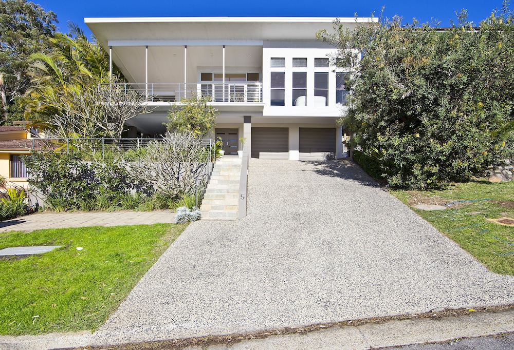 Beachside Haven Your Perfect Oasis Home