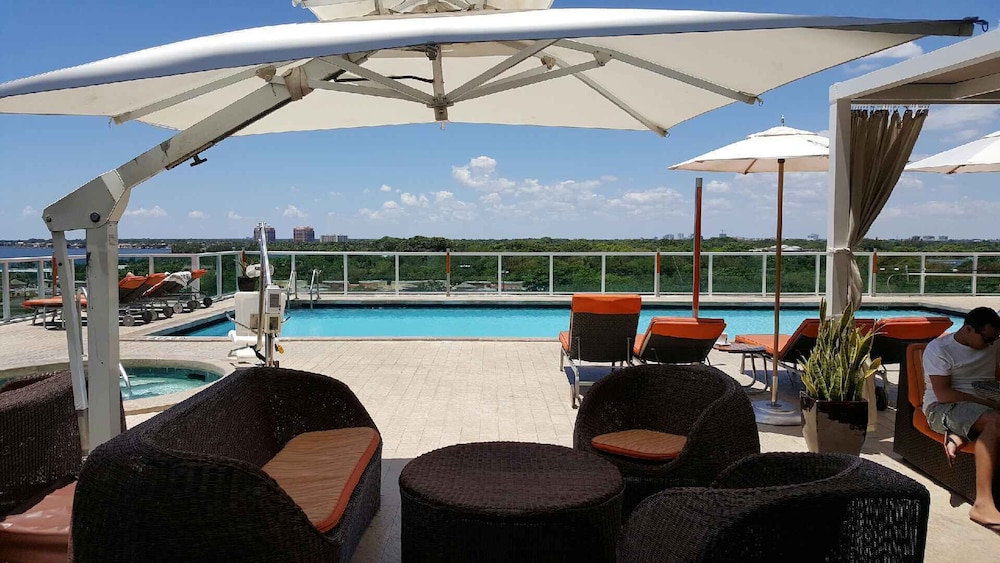 Luxury 2-story Penthouse located in Coconut Grove Hotel!